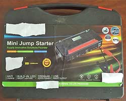 Mini Jump Starter: hot leads