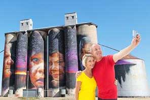 Travellers at Silos